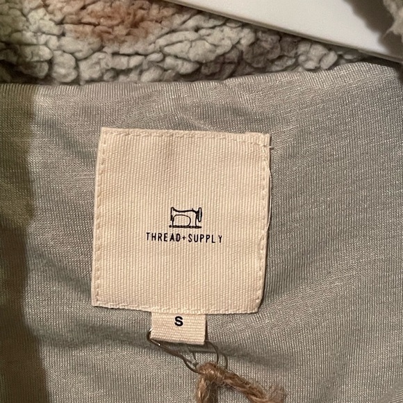 Thread & Supply Wubby Sherpa 1/4 Zip Cozy Pullover Olive Mojave Aztec NWT - Picture 3 of 8